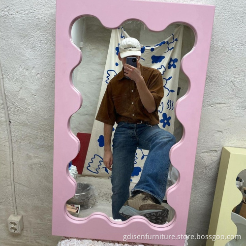 Wavy Mirror Full-Body Wall-Mounted Mirror